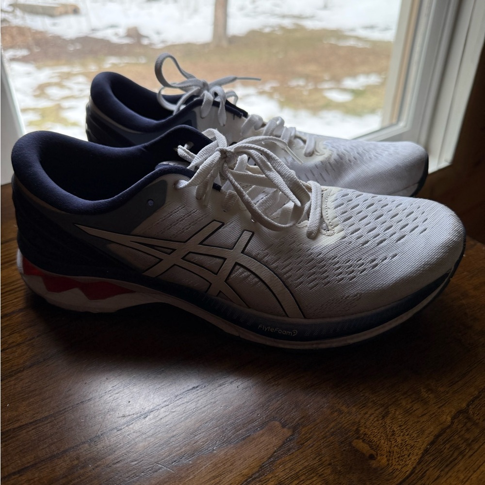 ASICS Men's White Running Shoes